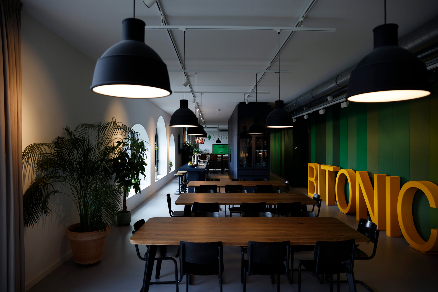 Omslagfoto van Bitonic