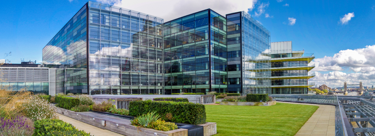 Omslagfoto van Nomura UK