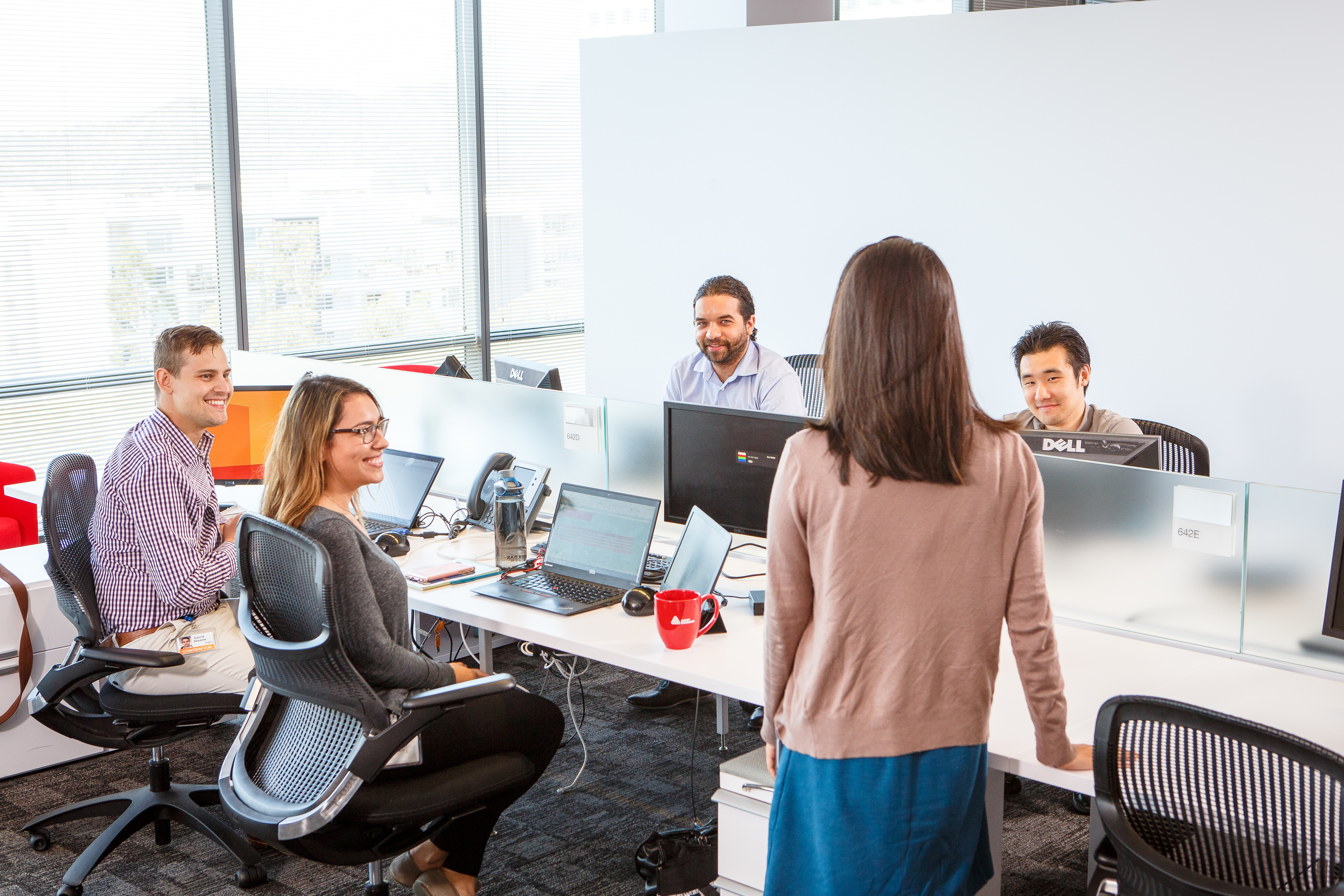 Omslagfoto van Avery Dennison