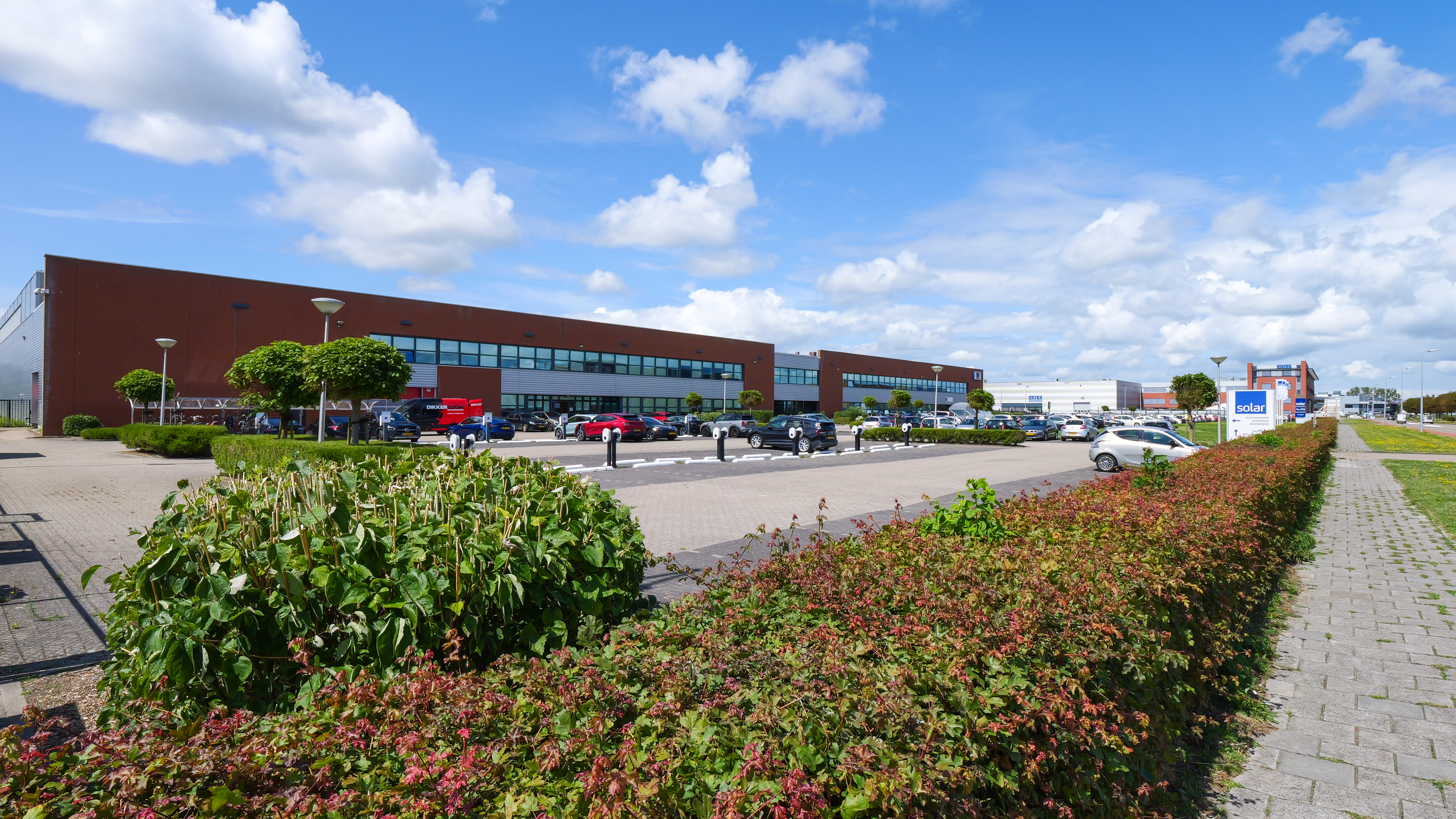 Coverphoto for Sales Director National Accounts at Solar Nederland BV