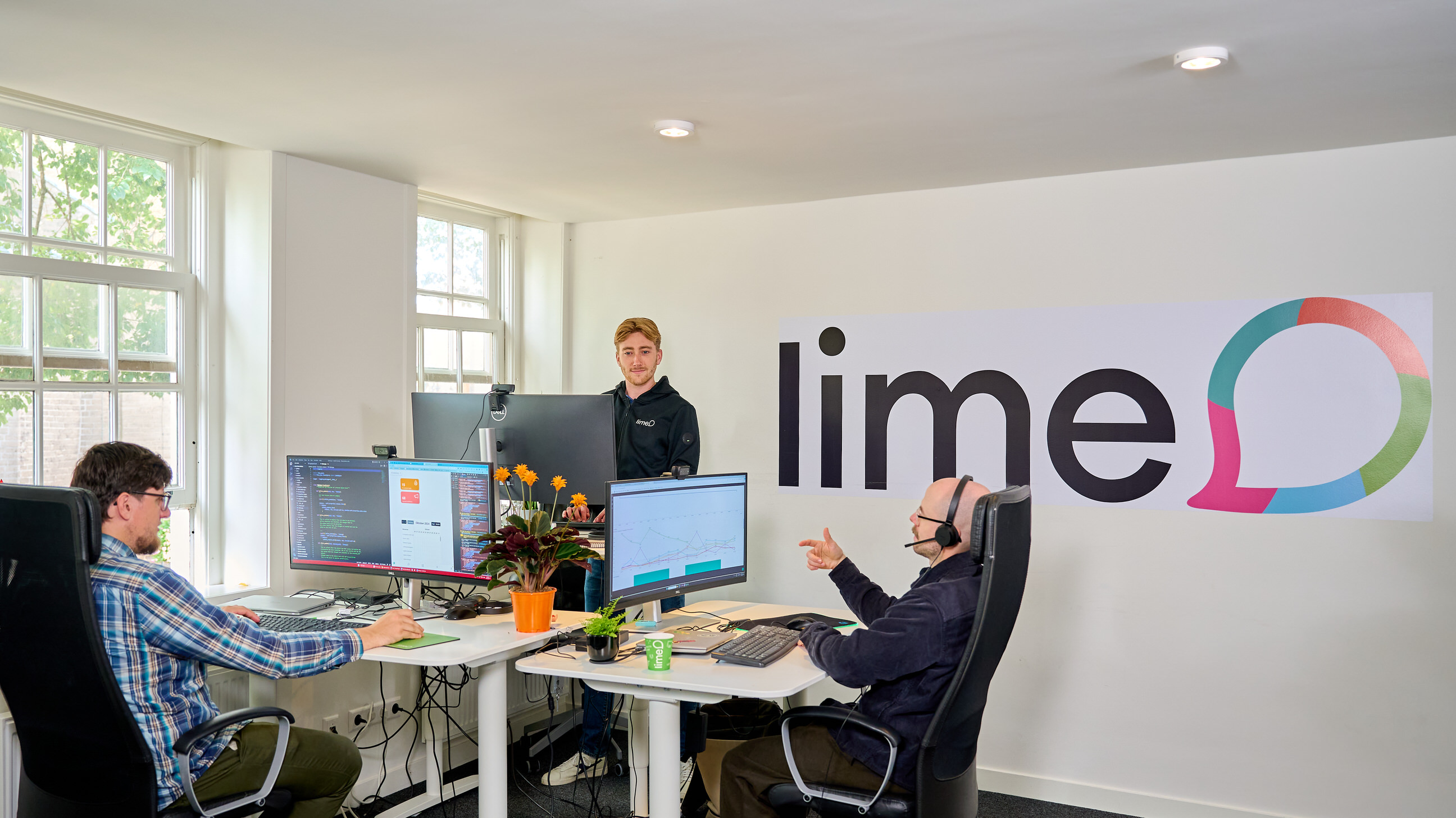 Omslagfoto van Sales Representative bij Lime Technologies