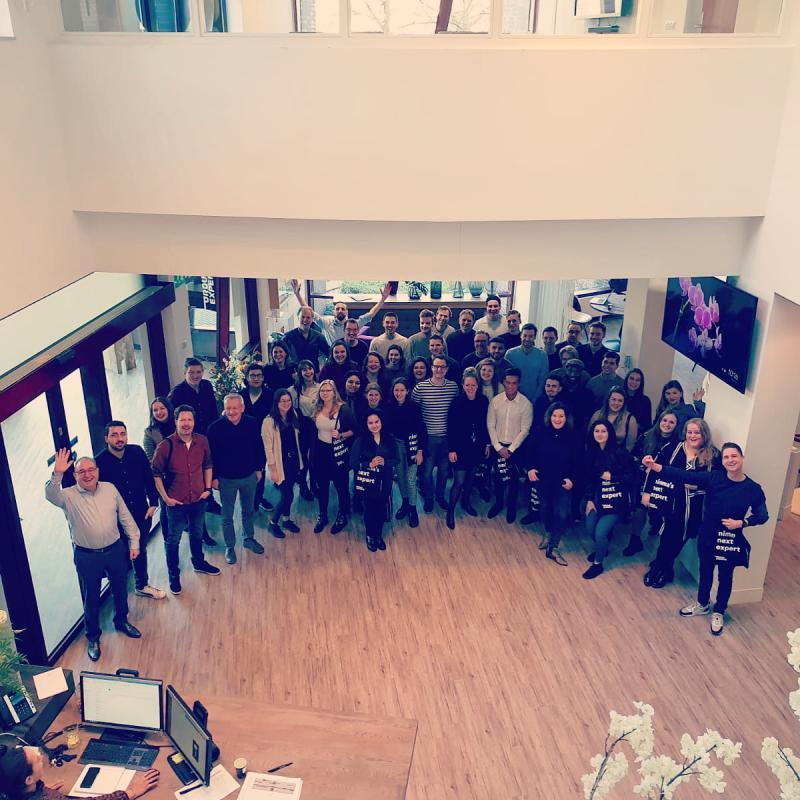 Omslagfoto van Proud Experts