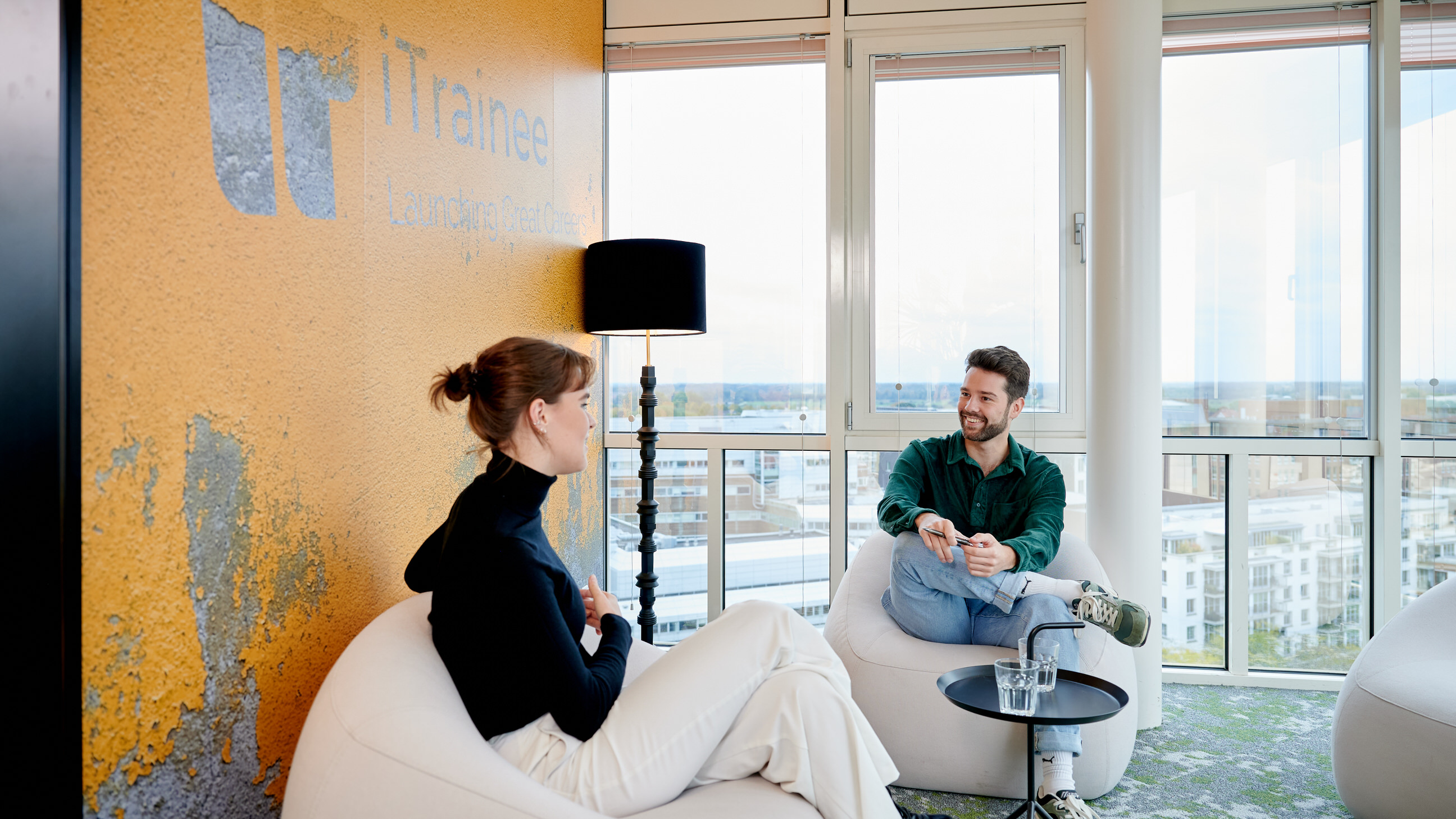 iTrainee's cover photo