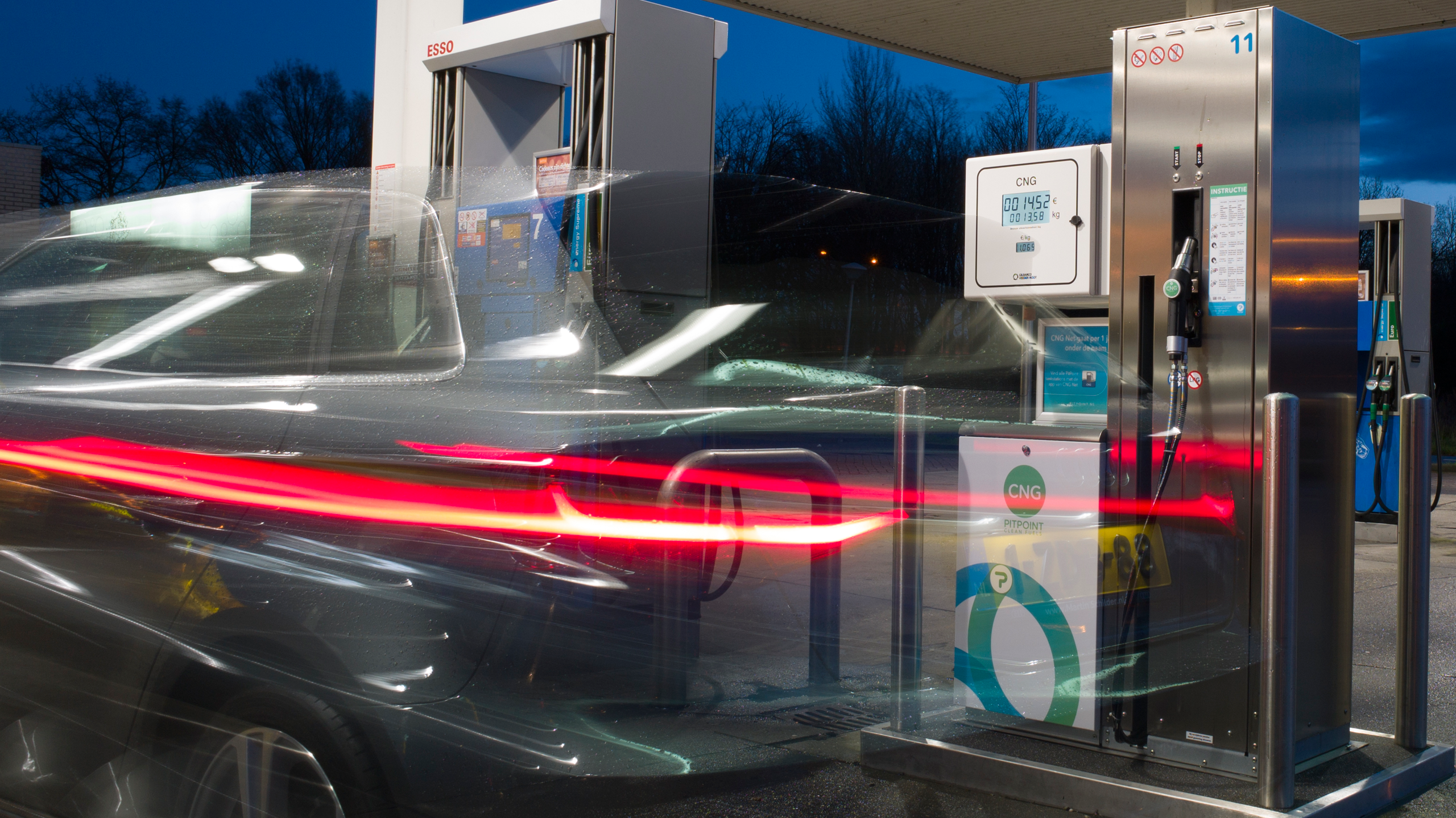 PitPoint's cover photo