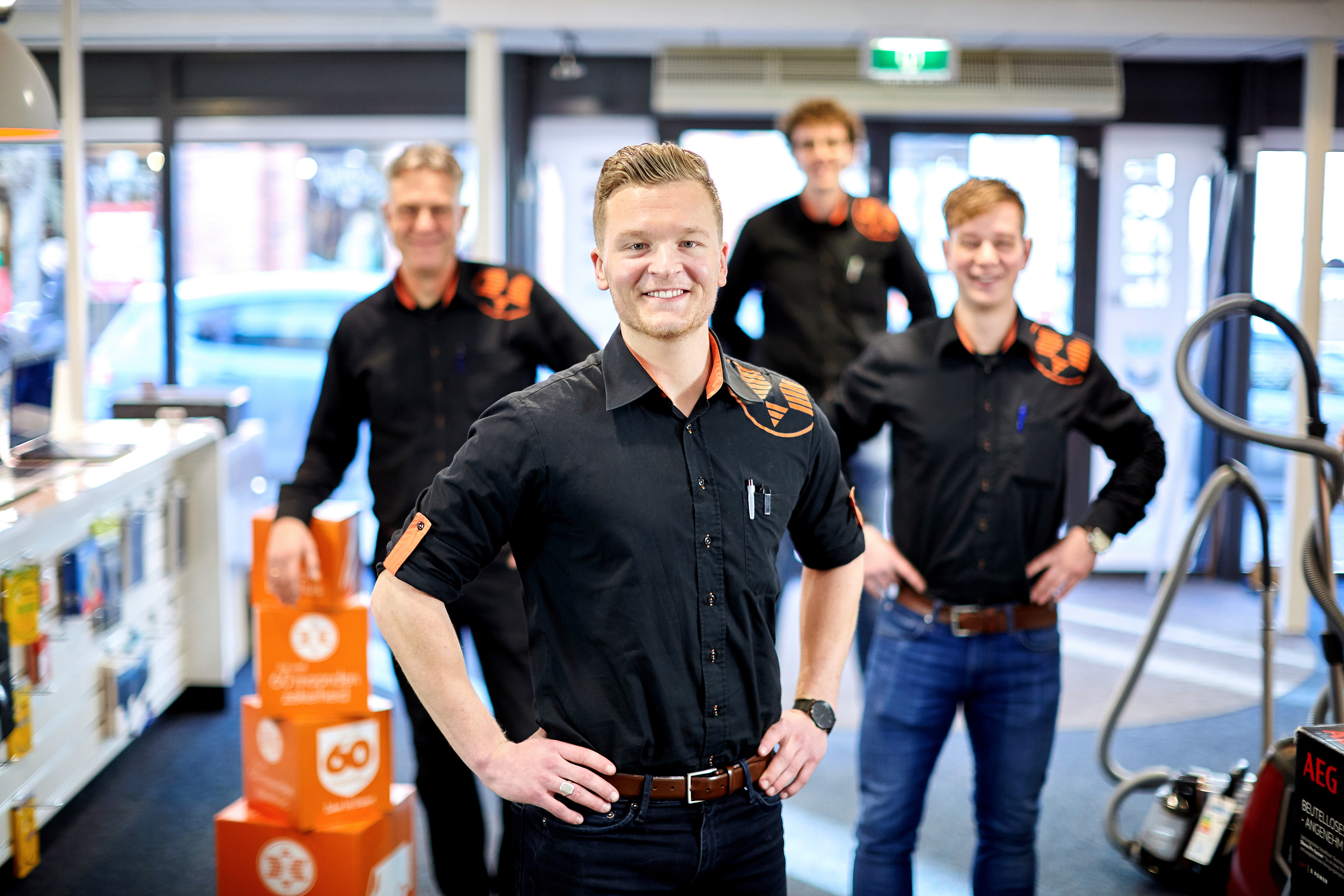 Omslagfoto van Nederlandse Expert Groep BV