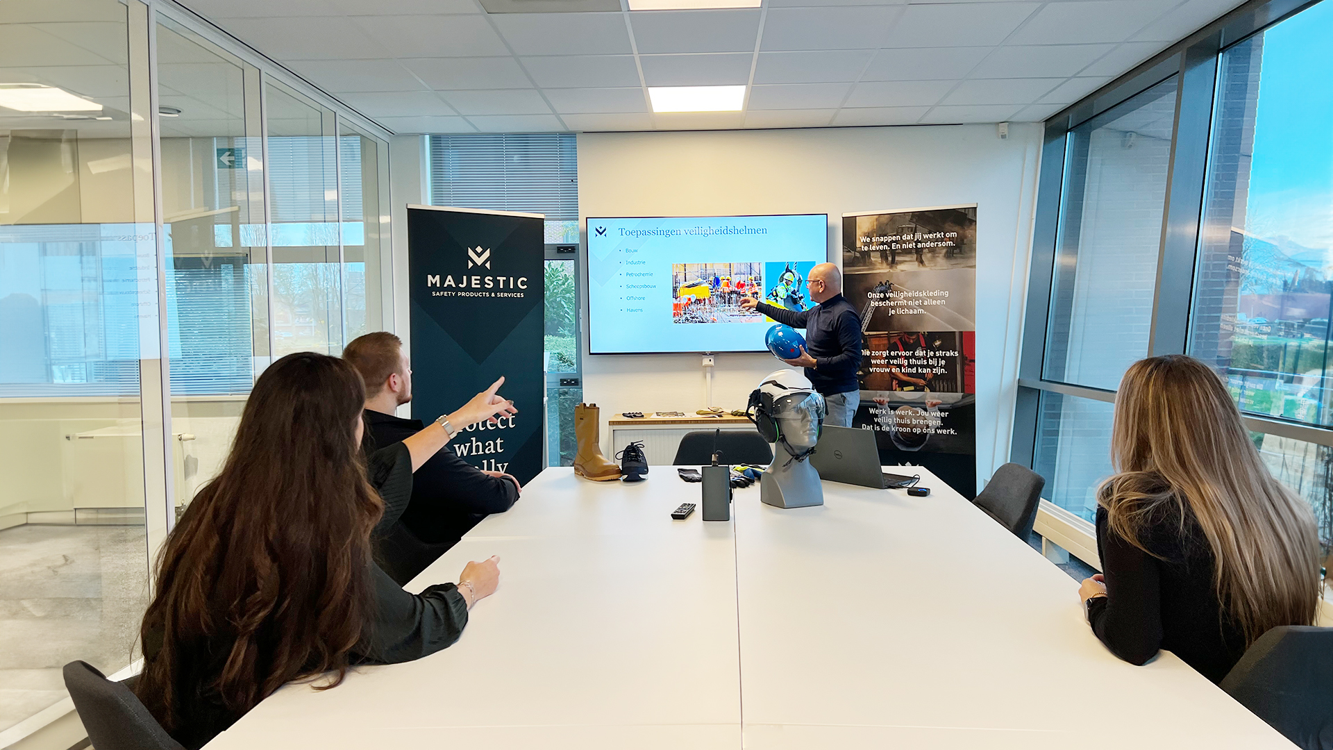 Coverphoto for Accountmanager Non-Food at Majestic Safety Products & Services B.V.