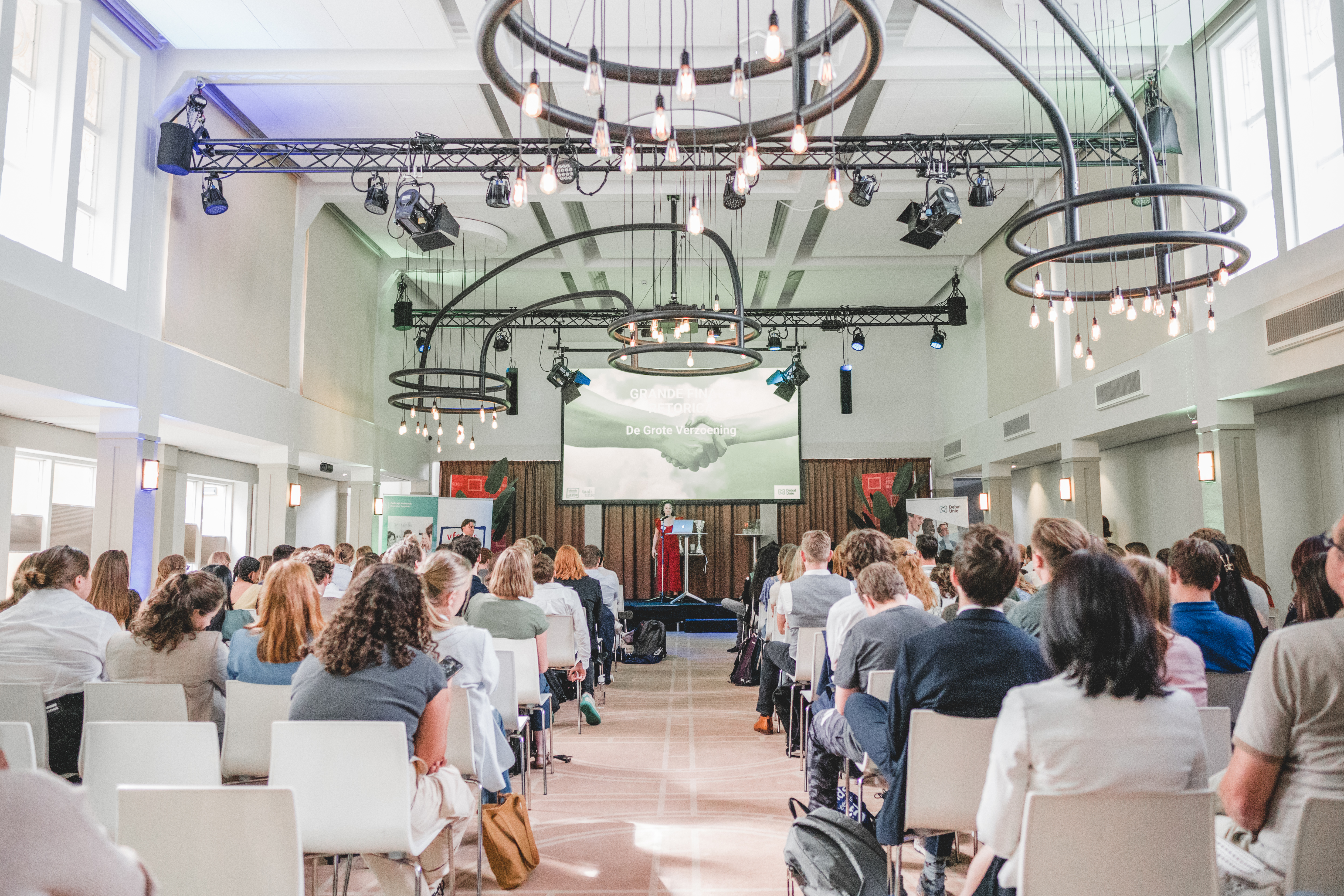 DebatUnie's cover photo